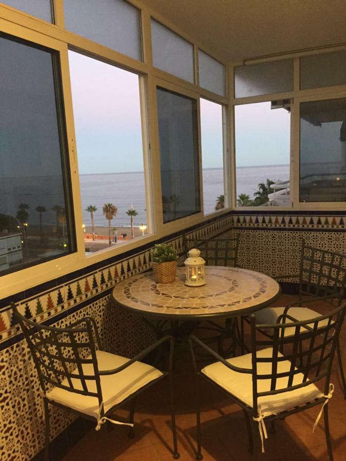 Luxury Beachfront Apartment In Benalmadena Costa Buitenkant foto
