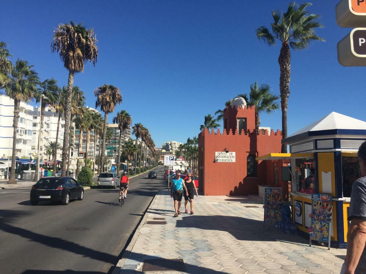 Luxury Beachfront Apartment In Benalmadena Costa Buitenkant foto