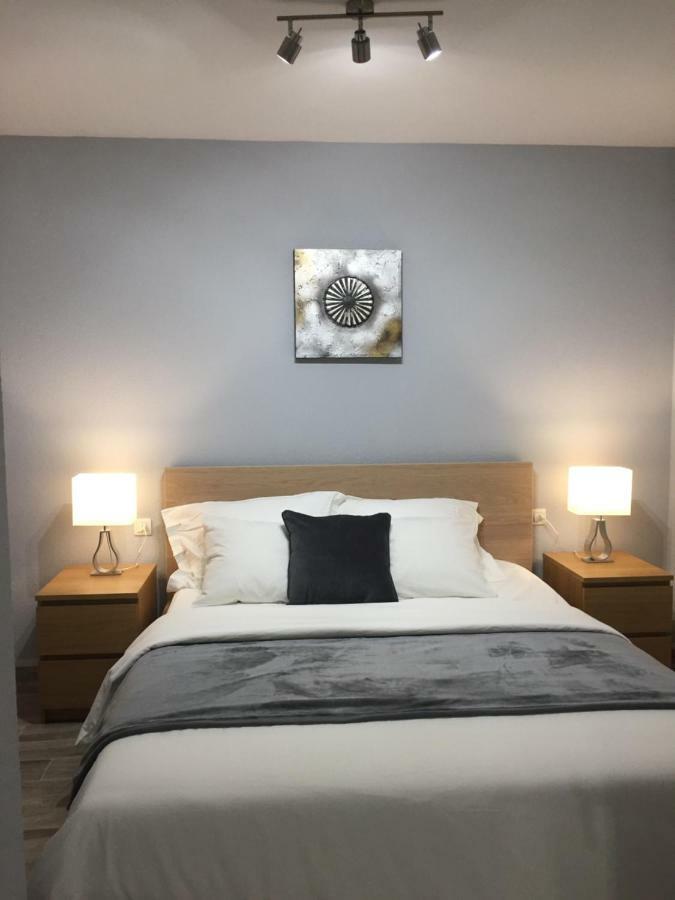 Luxury Beachfront Apartment In Benalmadena Costa Buitenkant foto